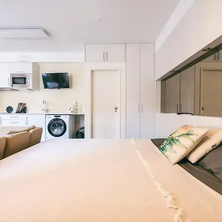 Апартаменты Funchal City Studio *